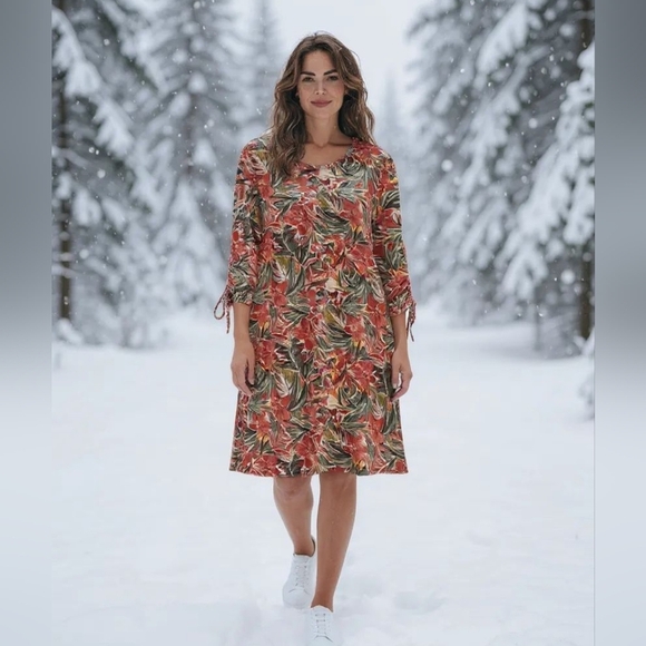 Caribbean Joe Dresses & Skirts - Caribbean Joe -NWT- Red and Green Christmas Floral Dress, Tie Sleeves, Size S